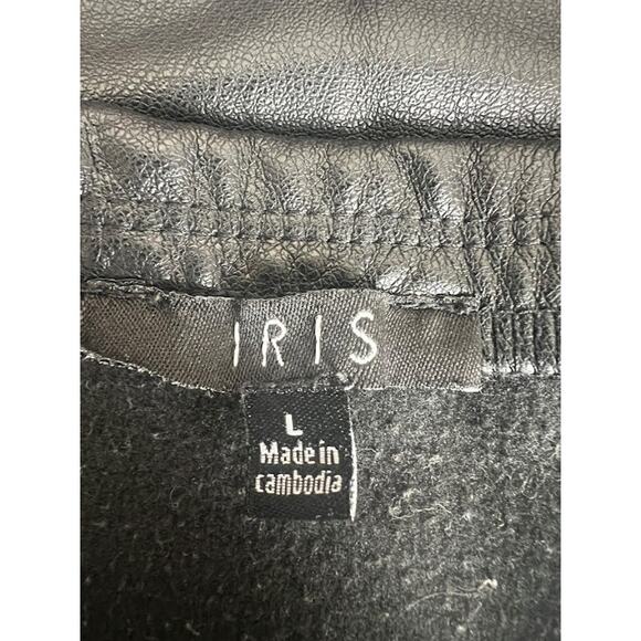 IRIS Black Faux Leather Mini Skirt W/Side Slit Size L - Picture 3 of 5